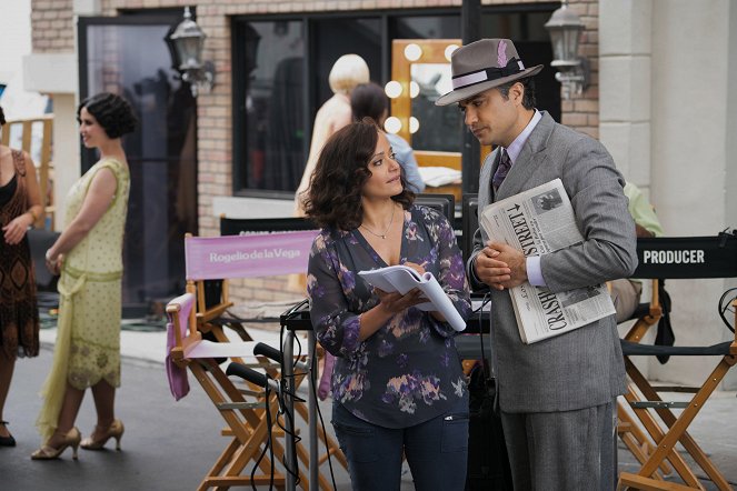 Jane the Virgin - Chapter Forty-One - Photos - Jaime Camil