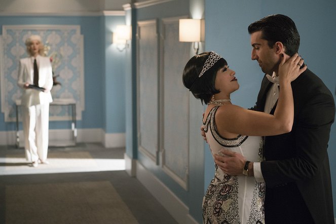 Jane the Virgin - Chapter Forty-One - Photos - Justin Baldoni