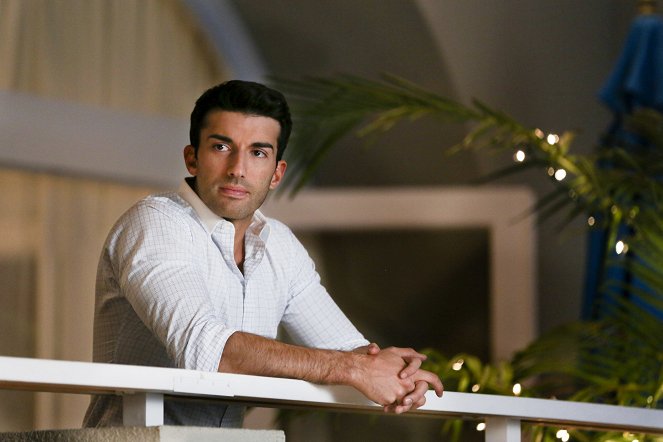 Jane the Virgin - Chapter Forty-Four - Photos - Justin Baldoni