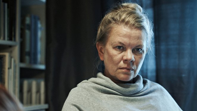 Kamarinäytelmä - De filmes - Stina Rautelin