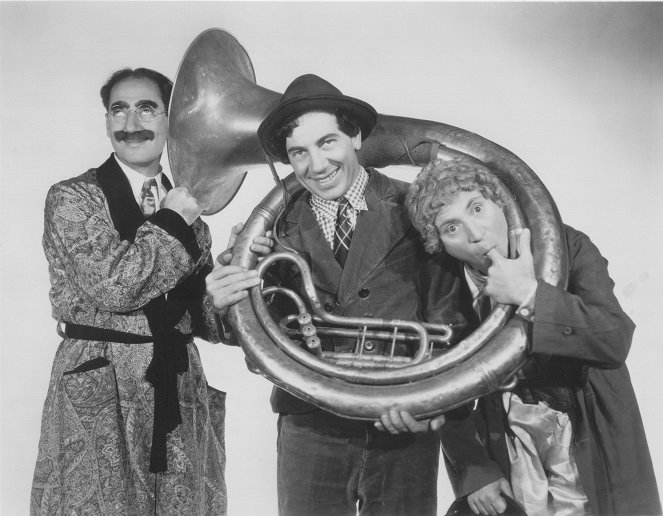 Una noche en Casablanca - Promoción - Groucho Marx, Chico Marx, Harpo Marx