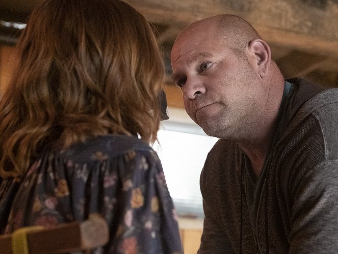 Ray Donovan - Season 6 - Baby - Photos - Domenick Lombardozzi