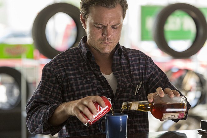 Rectify - Season 4 - Schwerelos im Nichts - Filmfotos