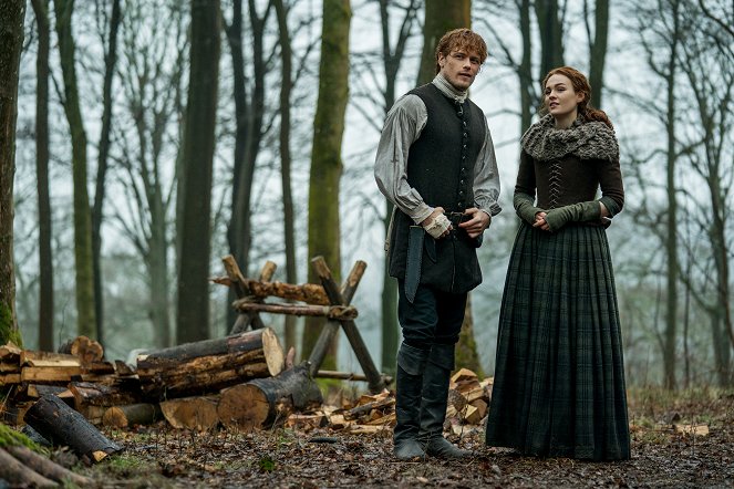 Outlander - Az idegen - A szívem mélyén - Filmfotók - Sam Heughan, Sophie Skelton
