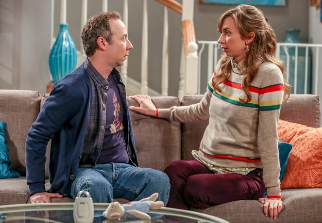 The Big Bang Theory - The Procreation Calculation - Photos - Kevin Sussman, Lauren Lapkus