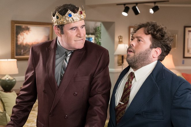 The Goldbergs - Girl Talk - Photos - Richard Kind, Dan Fogler