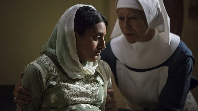 Call the Midwife - Episode 4 - Film - Aasiya Shah, Jenny Agutter
