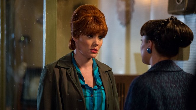 Call the Midwife - Episode 8 - Film - Emerald Fennell