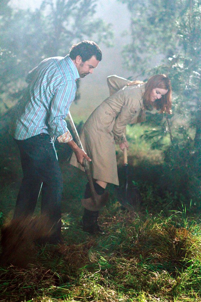 Desperate Housewives - Secrets That I Never Want to Know - Photos - Ricardo Chavira, Marcia Cross