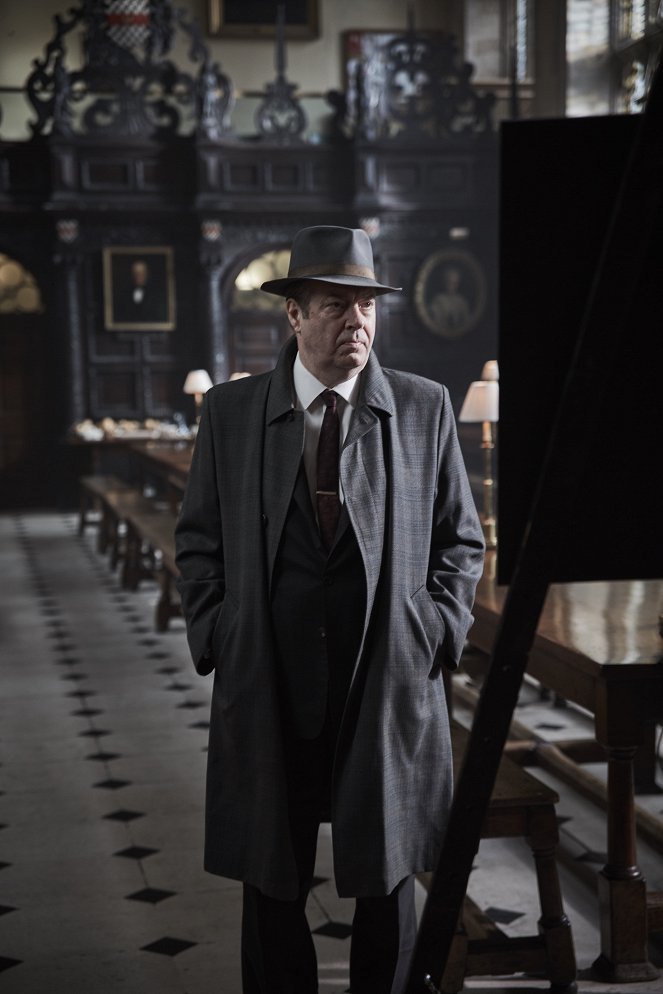 Oxfordi gyilkosságok - Season 5 - Múzsa - Filmfotók - Roger Allam
