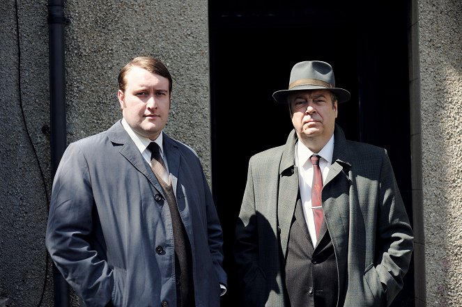 Oxfordi gyilkosságok - Season 5 - Töltet - Promóció fotók - Sean Rigby, Roger Allam