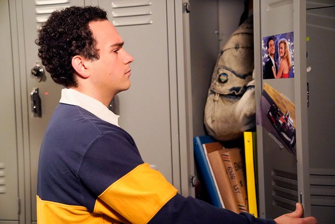 The Goldbergs - Weird Science - Photos - Troy Gentile