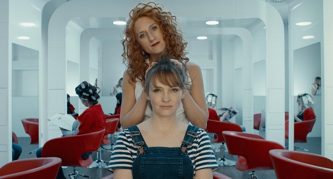 Eine sachliche Romanze - De la película - Laura Tonke, Julia Schmitt