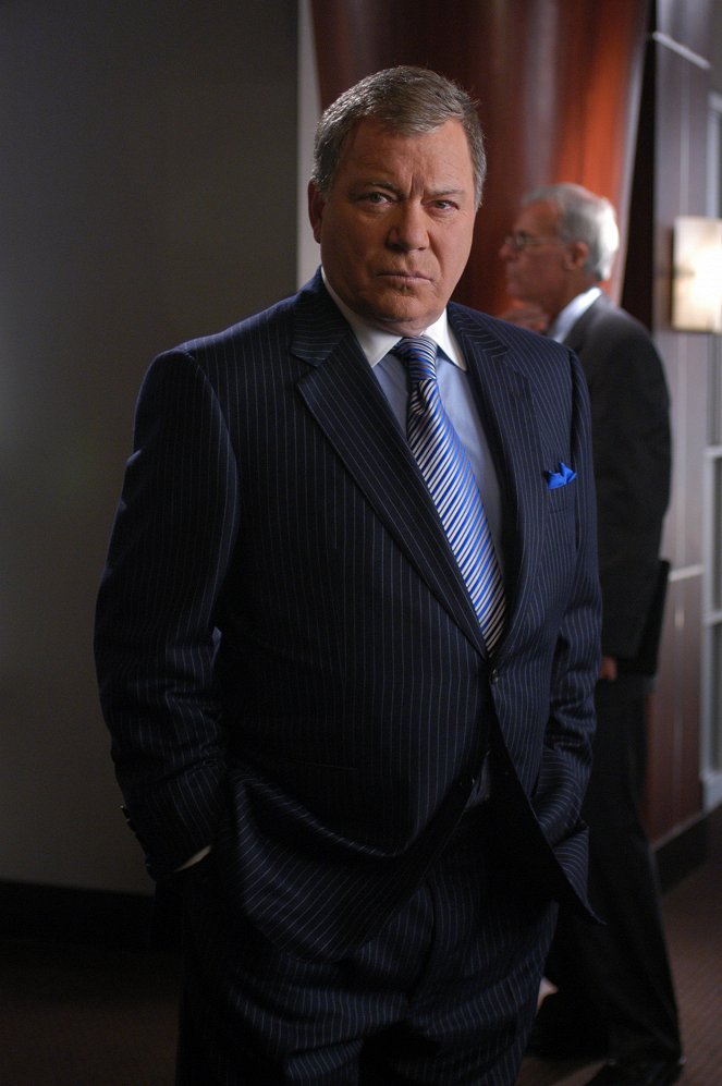 Boston Legal - Season 1 - Loose Lips - Photos - William Shatner