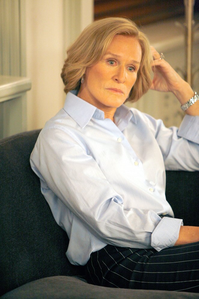 Damages - They Had to Tweeze That Out of My Kidney - De la película - Glenn Close