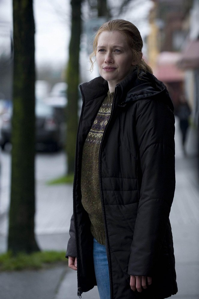 The Killing - What You Have Left - Photos - Mireille Enos