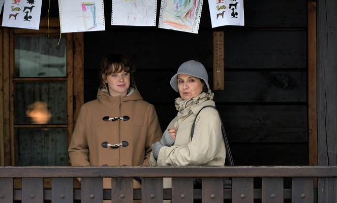 Strážmistr Topinka - Zločin v penzionu - Filmfotos - Jenovéfa Boková, Veronika Freimanová