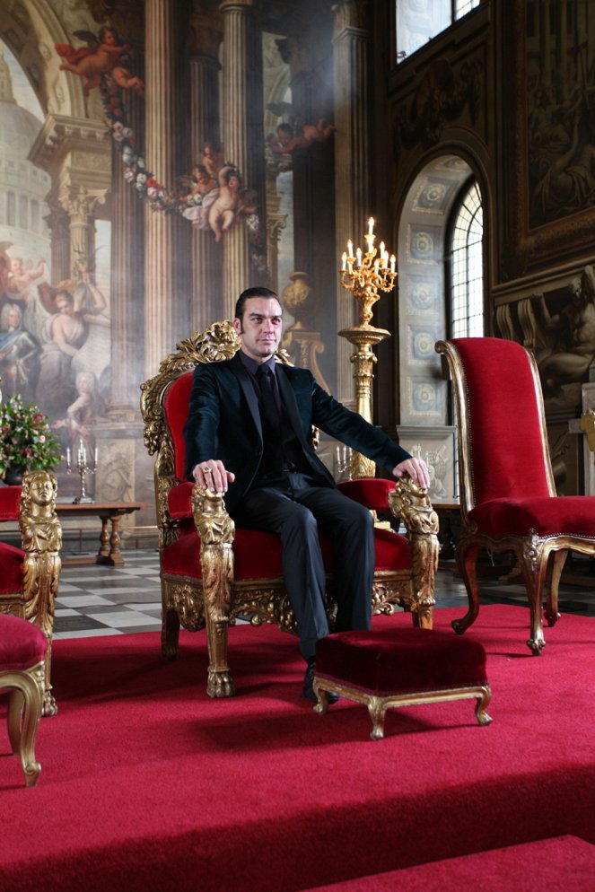 The Royals - A vontade e o destino, andam tanto ao contrário - Do filme - Jake Maskall