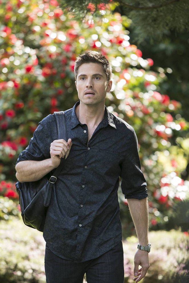 Witches of East End - Season 2 - Le Retour du fils - Film - Eric Winter