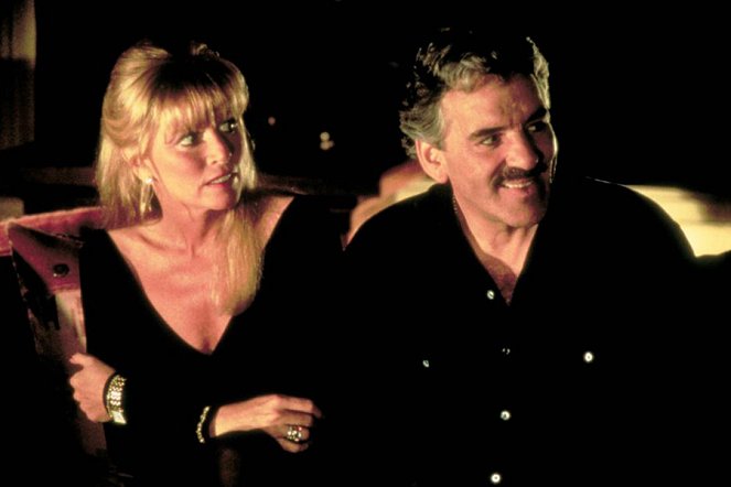 Another Stakeout - Film - Marcia Strassman, Dennis Farina