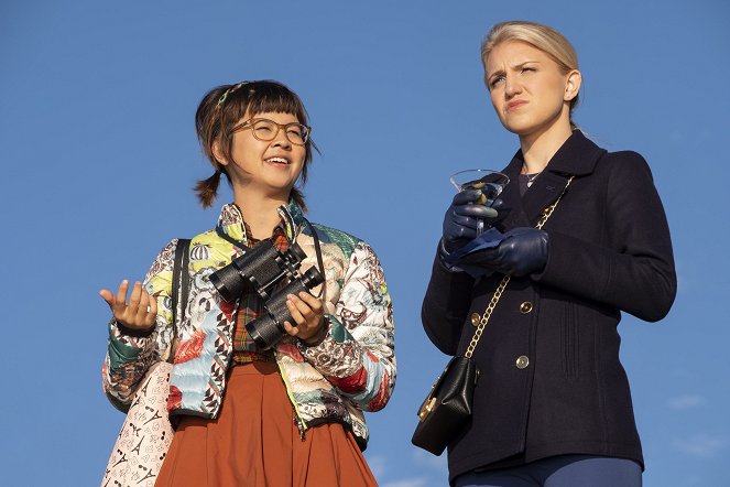 Jefa por accidente - De la película - Charlyne Yi, Annaleigh Ashford