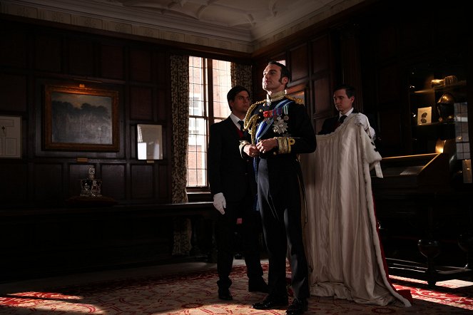 The Royals - Season 2 - Welcome Is Fashion and Ceremony - Photos - Jake Maskall