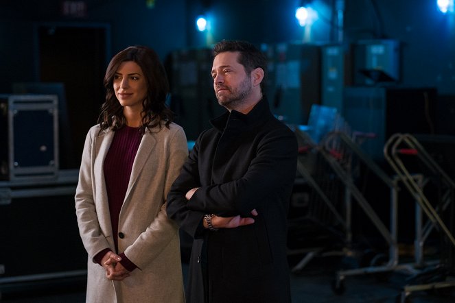 Private Eyes - Now You See Her - Photos - Cindy Sampson, Jason Priestley