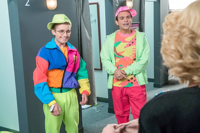 The Goldbergs - Season 5 - Parents Just Don't Understand - Photos - Sean Giambrone, Troy Gentile
