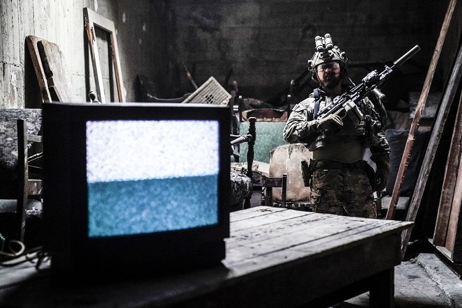 SEAL Team - Things Not Seen - Photos - A. J. Buckley
