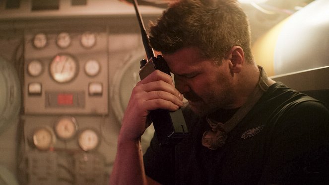 SEAL Team - Time to Shine - Filmfotók - David Boreanaz