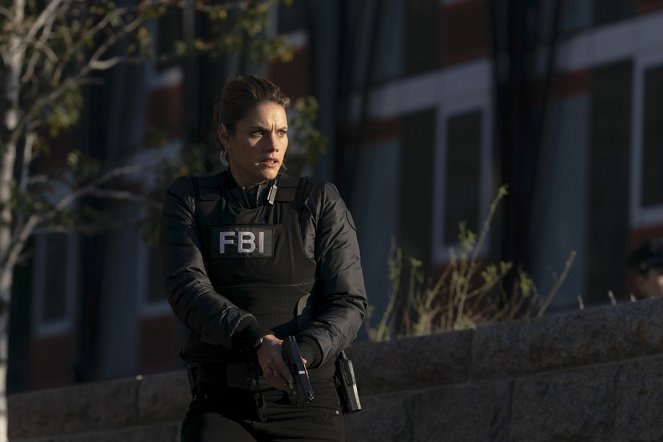 FBI: Special Crime Unit - Season 1 - Photos - Missy Peregrym