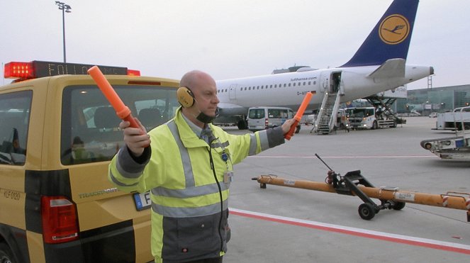 Mittendrin - Flughafen Frankfurt - Filmfotos