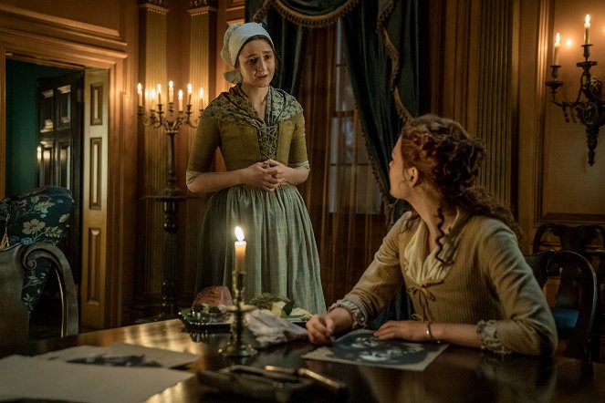 Outlander - Az idegen - A remény hal meg utoljára - Filmfotók - Caitlin O'Ryan