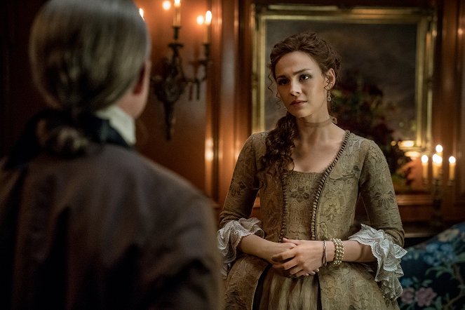 Outlander - Az idegen - A remény hal meg utoljára - Filmfotók - Sophie Skelton