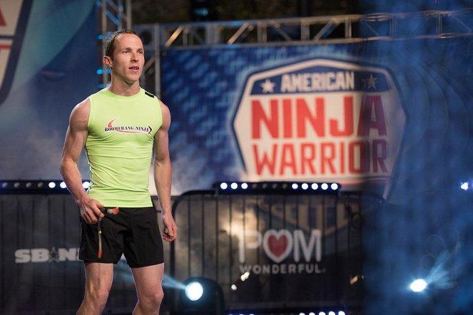 American Ninja Warrior - Van de set