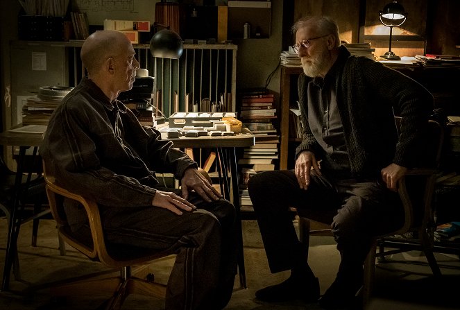 Counterpart - Shadow Puppets - Van film - J.K. Simmons, James Cromwell