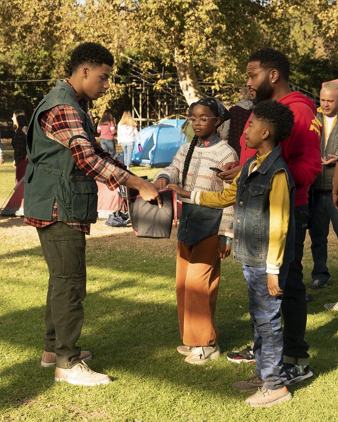 Black-ish - Les Joies du camping - Film - Marcus Scribner, Marsai Martin, Anthony Anderson, Miles Brown