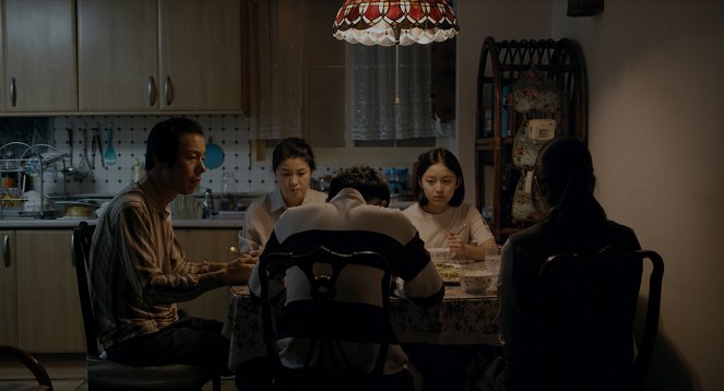 Kolibřík - Z filmu - In-gi Jeong, Seung-yeon Lee, Ji-hoo Park