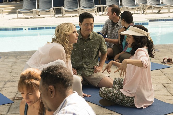 Fresh Off the Boat - Just the Two of Us - Z filmu - Randall Park, Constance Wu