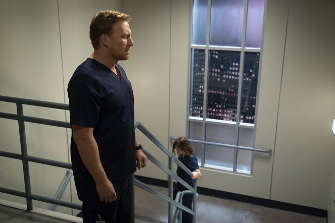 Grey's Anatomy - Shelter From the Storm - Photos - Kevin McKidd