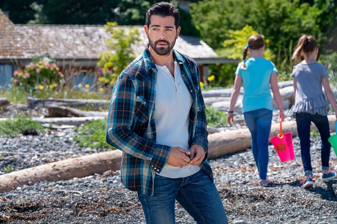 Chesapeake Shores - Season 3 - The Rock Is Going to Roll - Filmfotók - Jesse Metcalfe