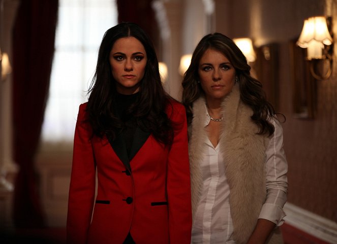 The Royals - Taint Not Thy Mind, Nor Let Thy Soul Contrive Against Thy Mother - Van film - Alexandra Park, Elizabeth Hurley