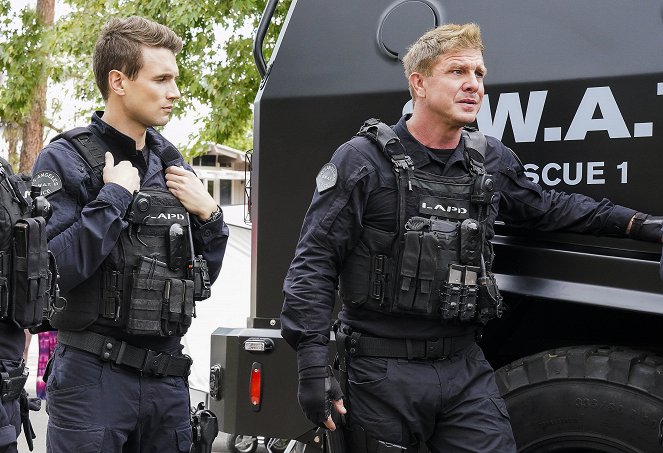 S.W.A.T. - The Tiffany Experience - Photos - Alex Russell, Kenny Johnson