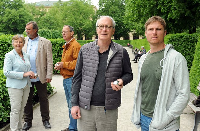 Toni, männlich, Hebamme - Allein unter Frauen - Photos - Johannes Zirner, Leo Reisinger