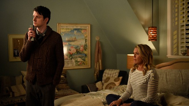 Playing House - Ride The Dragon - Filmfotos - Jessica St. Clair