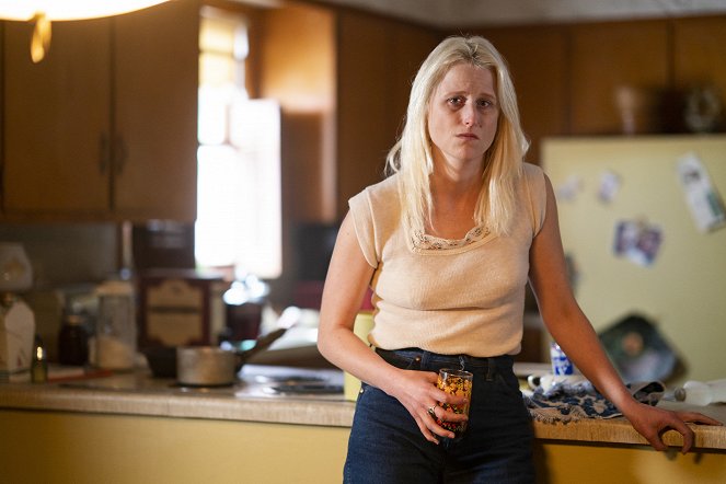 True Detective - The Hour and the Day - Photos - Mamie Gummer