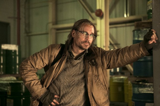 Falling Skies - Collateral Damage - Photos