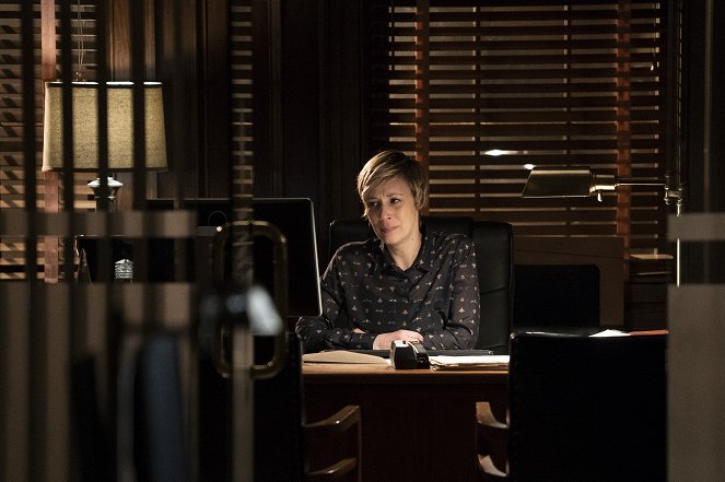 How to Get Away with Murder - Don't Go Dark on Me - Photos - Liza Weil