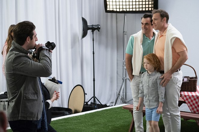 Modern Family - Offen für Neues - Filmfotos - Ty Burrell