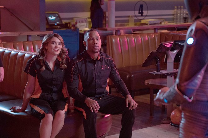 The Orville - A Happy Refrain - Photos - J. Lee